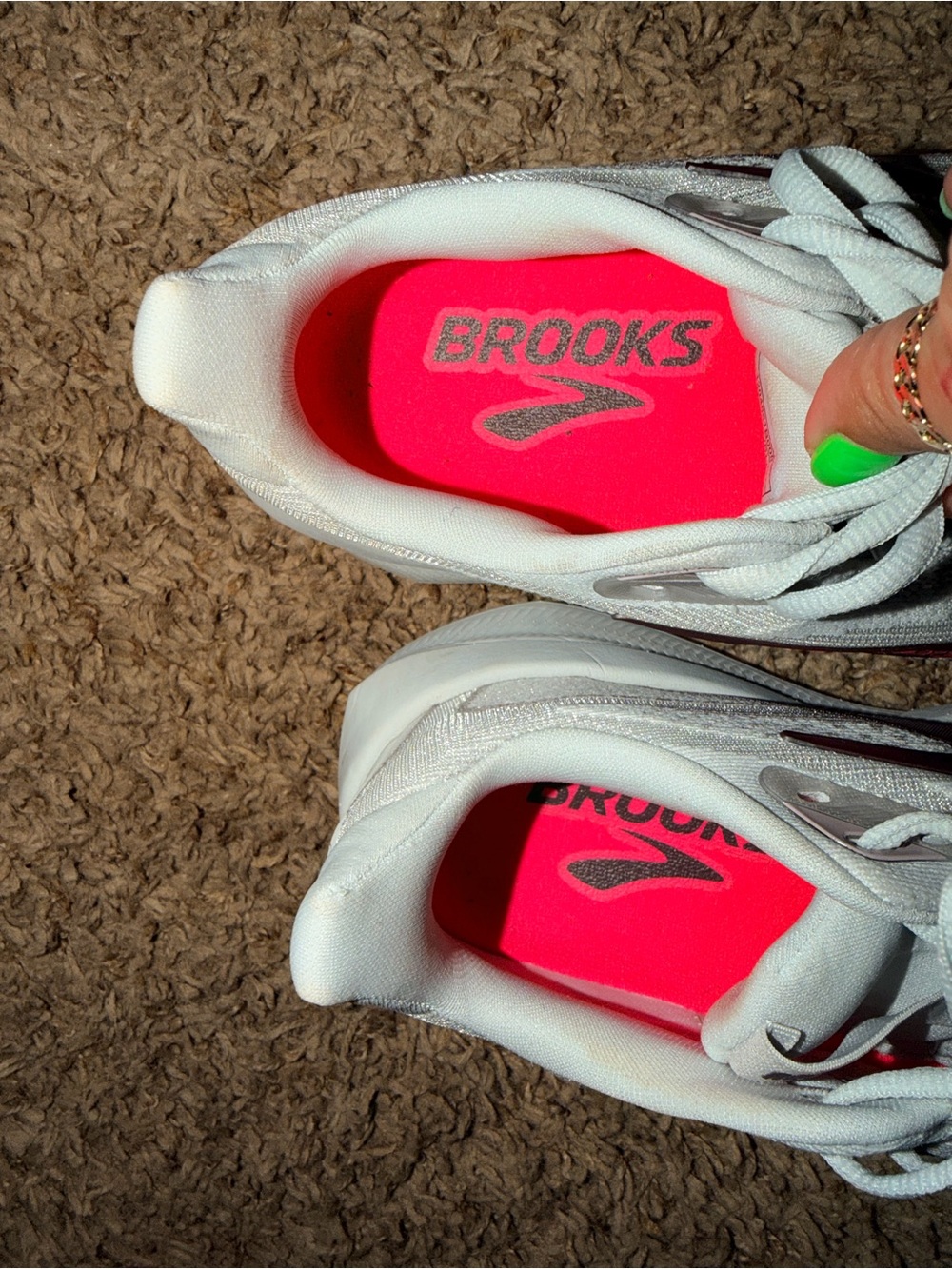 Brooks Women's White and Mauve-Pink- red- burgundy- Running Shoe - Picture 5 of 13